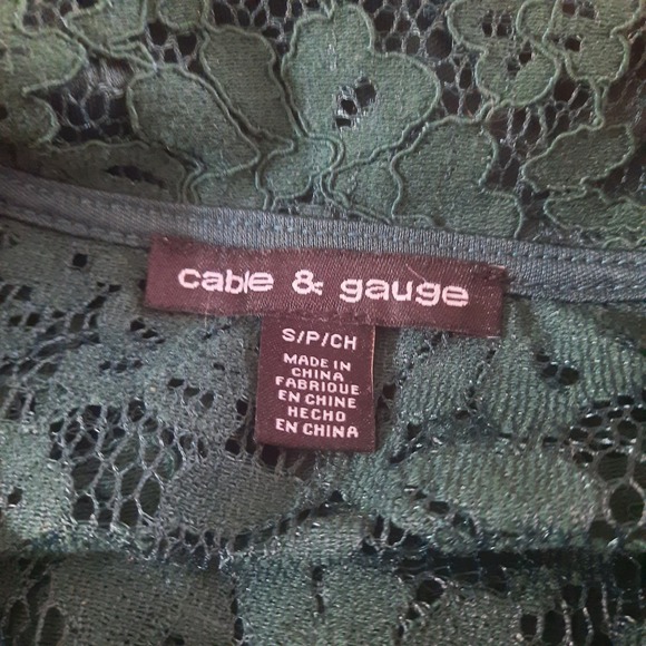 Cable & Gauge Womens Forrest Green 2 Piece Lace Top and Tank Set Size Small - Picture 5 of 9